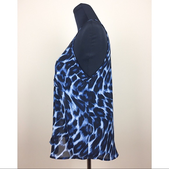 Olivaceous Top Blouse Sleeveless Animal Print - Picture 4 of 8